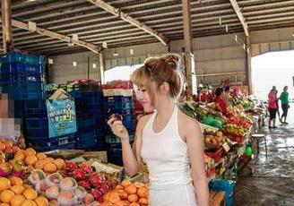 AISS爱丝(黄金版) – 索菲化身机械师，原图为何老让我想起外星人呢？