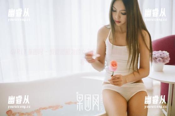 GIRLT果团网 - 微微刚刚发的女友套图，免费给你一份，快带走别客气！