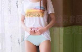 GIRLT果团网 – 莫雅淇的油亮套图，拍得我直想下厨房，结果还是只会炖豆腐！