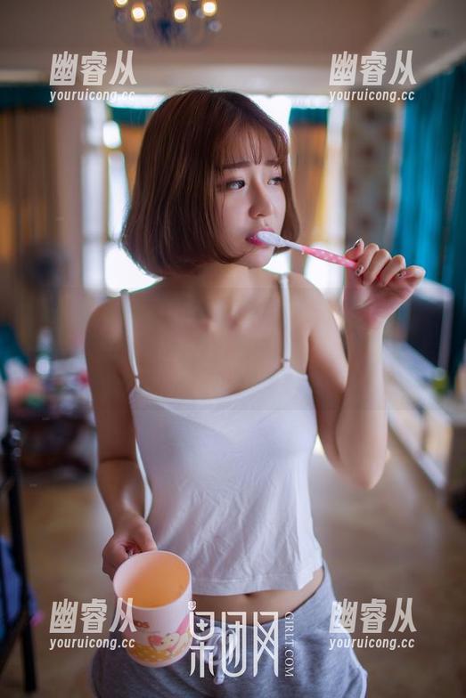 GIRLT果团网 - 等等，这哪里单纯是美图？莫雅琪的高清剧情好像还藏着些许小心机。