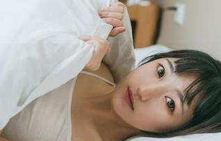 GIRLT果团网 – 陈雅漫教你如何在美图中驾驭比基尼，别问我前往的方向…