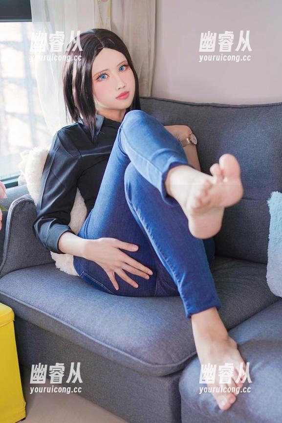 看吧，KaYa萱居家的图片，比我家沙发还让人放松。