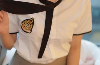 MFStar模范学院 – 草莓兔兔制服上线，图库里的高清细节让人目不转睛！