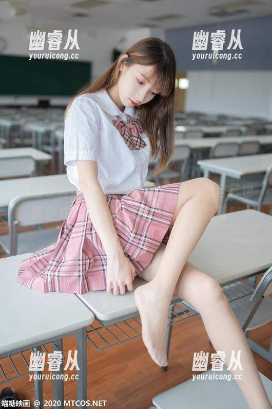 喵糖映画的户外制服合集，没想到自己也能办成‘抓住风的尾巴’的年轻感！