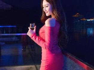 QingDouKe青豆客 – 福利来袭，雪瑞Lisa的礼服写真，身材和服装的PK难分胜负！