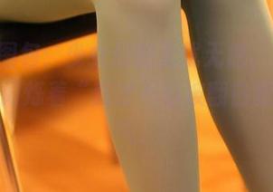 ROSI图包：少女们的无忧无虑，她们的眼神里闪烁着“我才不怕被翻白眼”的勇气。