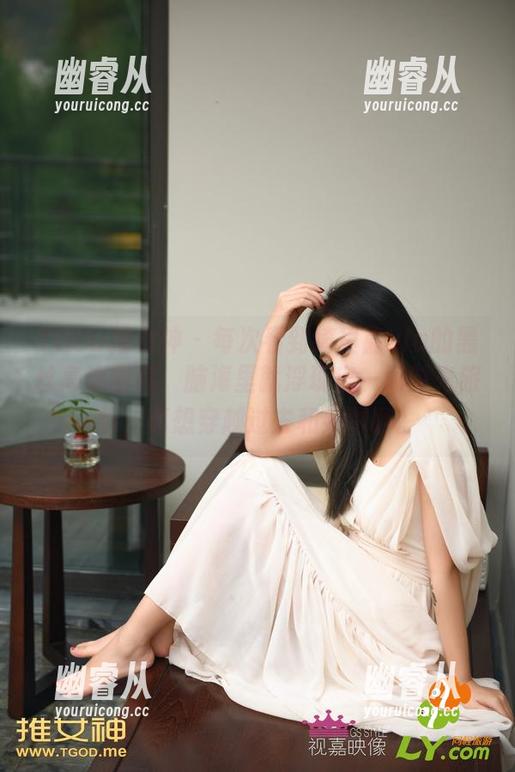 TGOD推女神 - 每次看到绮里嘉ula的黑丝高清图包，脑海里就浮现出一场时光旅行，真想穿越过去和她聊聊。
