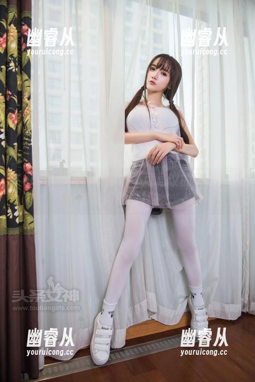 TouTiao头条女神 - 不可思议的资源来自崔昭妍的白衬衫！