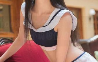 TouTiao头条女神 – 爱丽莎lisa的作品集：透明，不说也懂的微妙情绪。