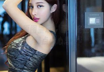 TuiGirl – 原图呈现：夏婉婉在灰丝里的那点小心思