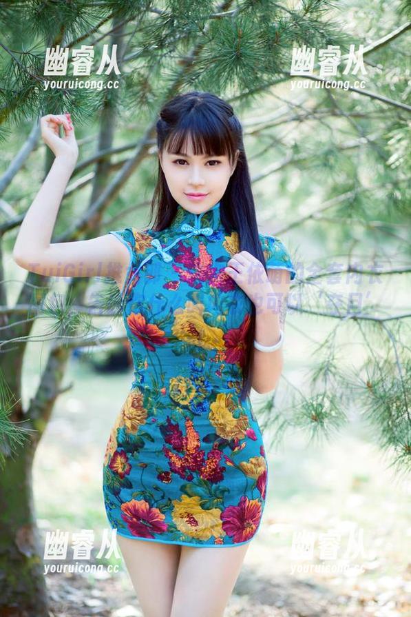 TuiGirl推女郎 - 这次王依萌的全套内衣图包，告诉你什么叫内衣也可以‘夺目’！