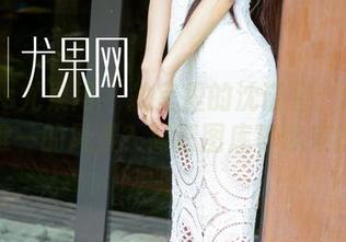 UGirls尤果网 – 教室里的沈诺馨：谁说书本是唯一的风景？高清图库等你来挖掘。