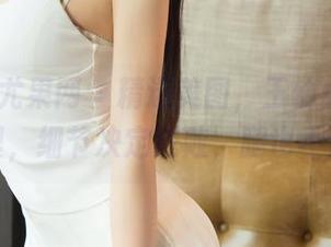 UGirls尤果网 – 精选美图，王幼贞的美腿在这里，细节决定成败，腿也不例外！