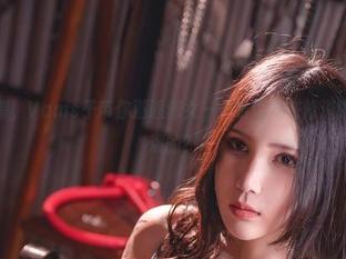 最新写真集，Vams子带你邂逅修女——听说她在修道院外也挺活泼的？
