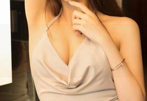 XINGYAN星颜社 – 这皮衣气场太强？佟蔓baby不怕，图片下载稳稳的！
