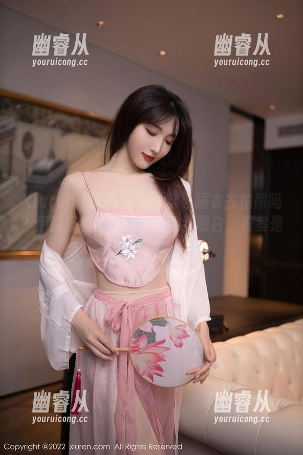 Xiuren秀人网 - 可以穿着睡衣去拍照吗？伊丽莎有点白的美图让我明白，答案是‘当然’！