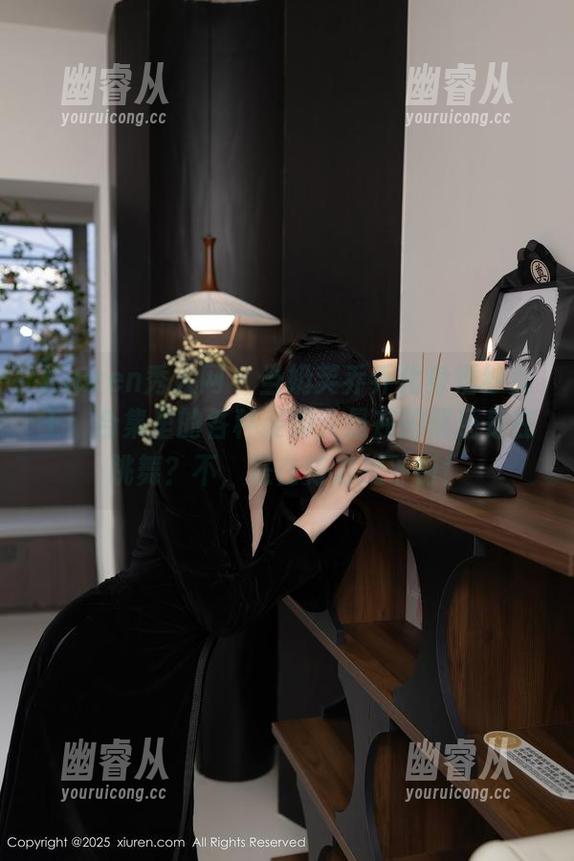 Xiuren秀人网 - 当奶芙乔乔化身婚纱女王：合集里的各种姿势，是在拍照还是在跳舞？不，是在努力找平衡！
