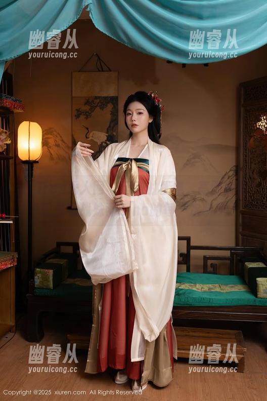 Xiuren秀人网 - 运动的优雅，高画质写真记录着战姝羽Zina的每一次跃动。