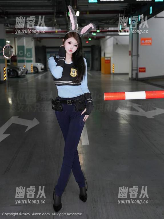 Xiuren秀人网 - 柚琪Rich私拍合集——修女不只在教堂，还有柚琪Rich的奇妙旅程
