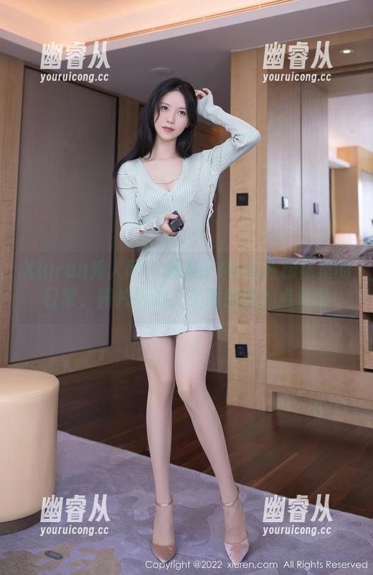 Xiuren秀人网 - 糯美子Mini在棉袜里的日常，图片给力，上原图再加点温度