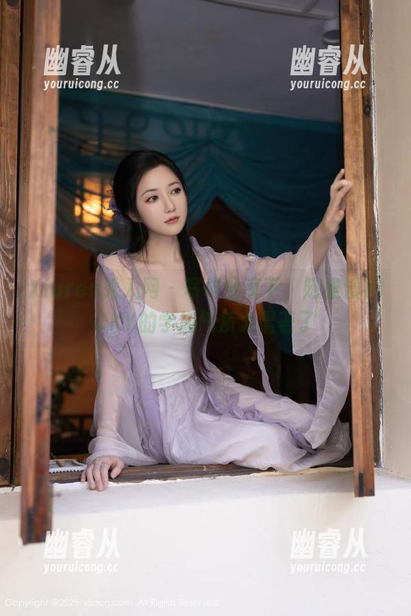 Xiuren秀人网 - 写真分享下，陈雅漫VICKY的学姐气质太显著了
