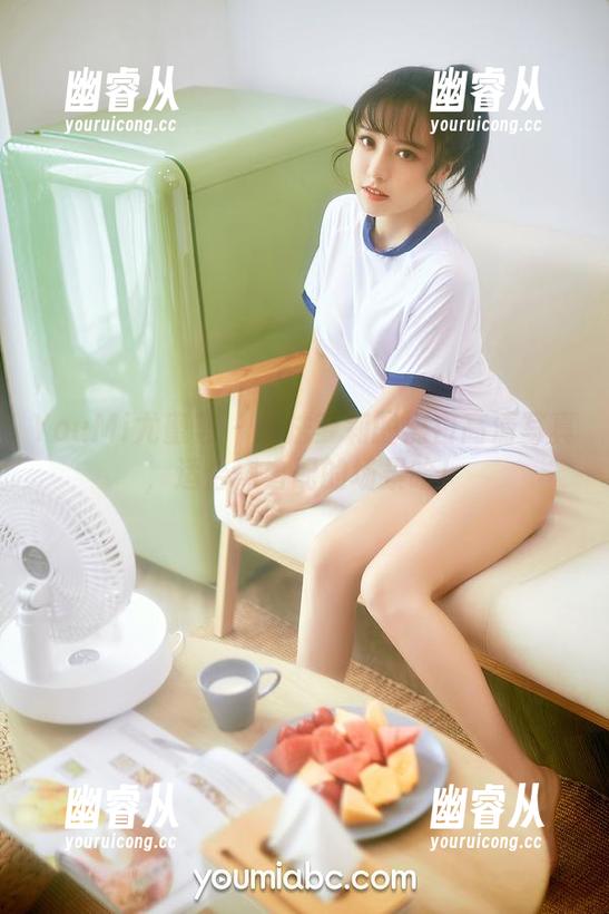 YouMi尤蜜荟 - 合法萝莉的黑白高清写真，适合黑白配的场景哈！