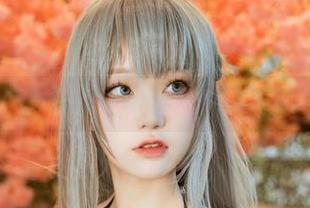 发现不一样的七七娜娜子，快来下载金莲写真集，吧！
