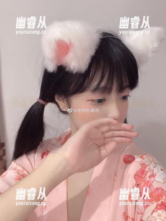 作品不止是毛衣：佳佳酱ovo捉迷藏的私拍游戏