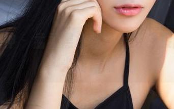 克拉女神 – 孟君黑色作品，亲密接触无圣光的深渊