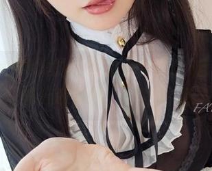 保证让你捧腹的！发条少女yoki自撮写真里的猫咪套图，全是看点。