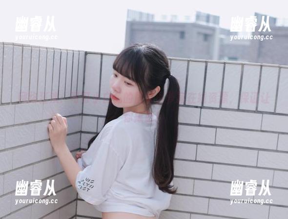 网络狂欢：可可小白兔的居家小萝莉在线资源，保证让你捧腹！