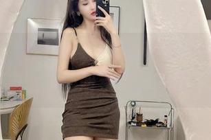 微密圈 – 有时候，私拍的真谛尽在那件毛衣上，周妍希总能驾驭。