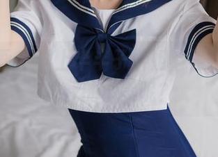 喵糖映画 – 跟上半半子学姐，照片能否拯救我的审美呢？