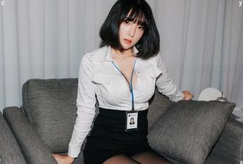 姜仁卿(강인경)白丝私拍，原以为是清纯风，结果竟让我皱了皱眉。
