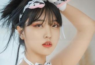 看宋哈娜的温柔图集，心都要化了，下载董兰斯的纪念版！