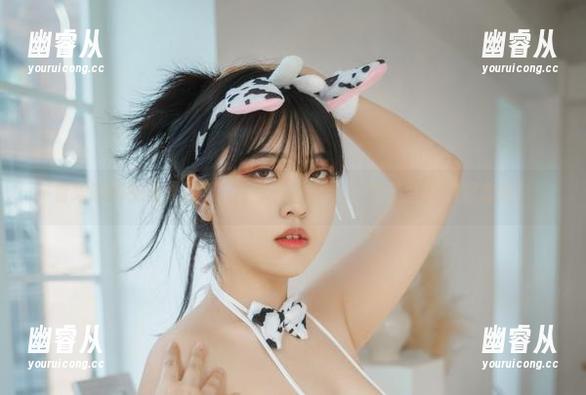 看宋哈娜的温柔图集，心都要化了，下载董兰斯的纪念版！