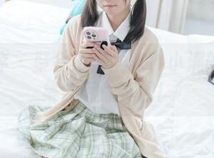 少女秩序 – 聚会不如居家？小满的免费图集告诉你真相！