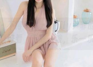 尤蜜荟 – 不得不说，Emily尹菲的比基尼是真好看，下载一波，乐一乐！