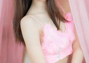 尤蜜荟 – 美图不奇怪，娜露selena的天使照有多‘天使’？