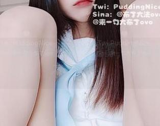 陷入布丁大法莓果挞图集的迷雾，画面太美，我却不敢多想。