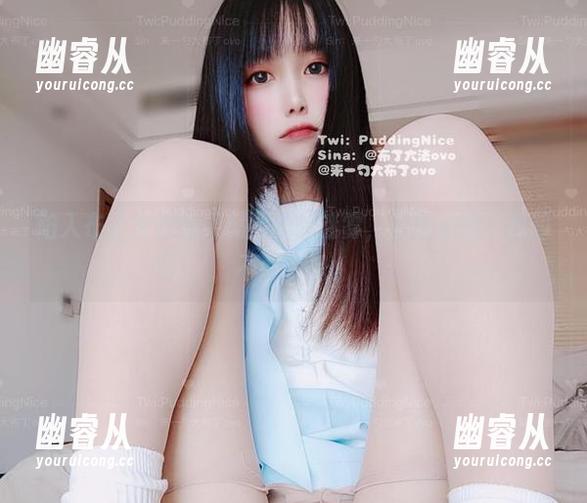 陷入布丁大法莓果挞图集的迷雾，画面太美，我却不敢多想。