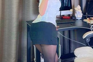 微密圈 – 少女心爆击，张思允的美脚哪里找？来这里，免费入眼。