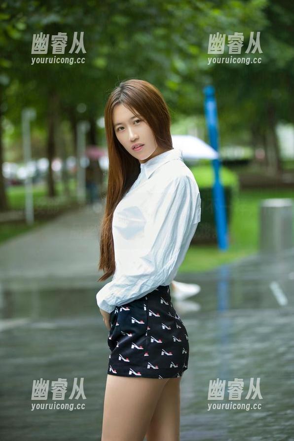推女郎 - 黄可让无圣光油亮的不一样，作品里藏着生活的小把戏。
