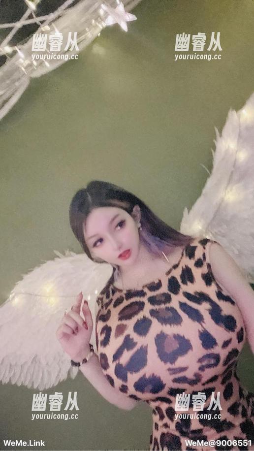 微密圈 - 梦露veronica与校园，更新：果然，白裙子永远不落幕！