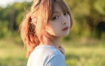 梨瑾瑾与吉他妹，照片中总有意想不到的“和音”！