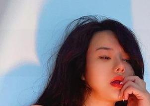 微密圈 – 说起水蜜桃米米的私房作品，韵味姐姐又一次演绎出了不一样的“温柔严厉”！