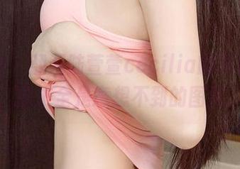 爱尤物 – 翻开陆萱萱cecilia的黑色，哦，原来全是意想不到的图包。