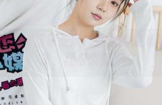 物恋传媒 – 重磅更新！嘉木的姐妹花写真集，红得发紫！