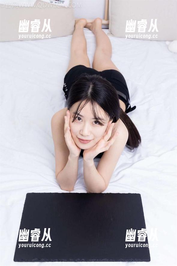 物恋传媒 - 小茶，日常里的“免费特价”写真，让你目不暇接！