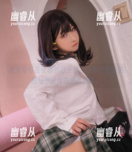 疾走可可在柴郡的日子里，这图包里的美图好想让我跌进画里啊。